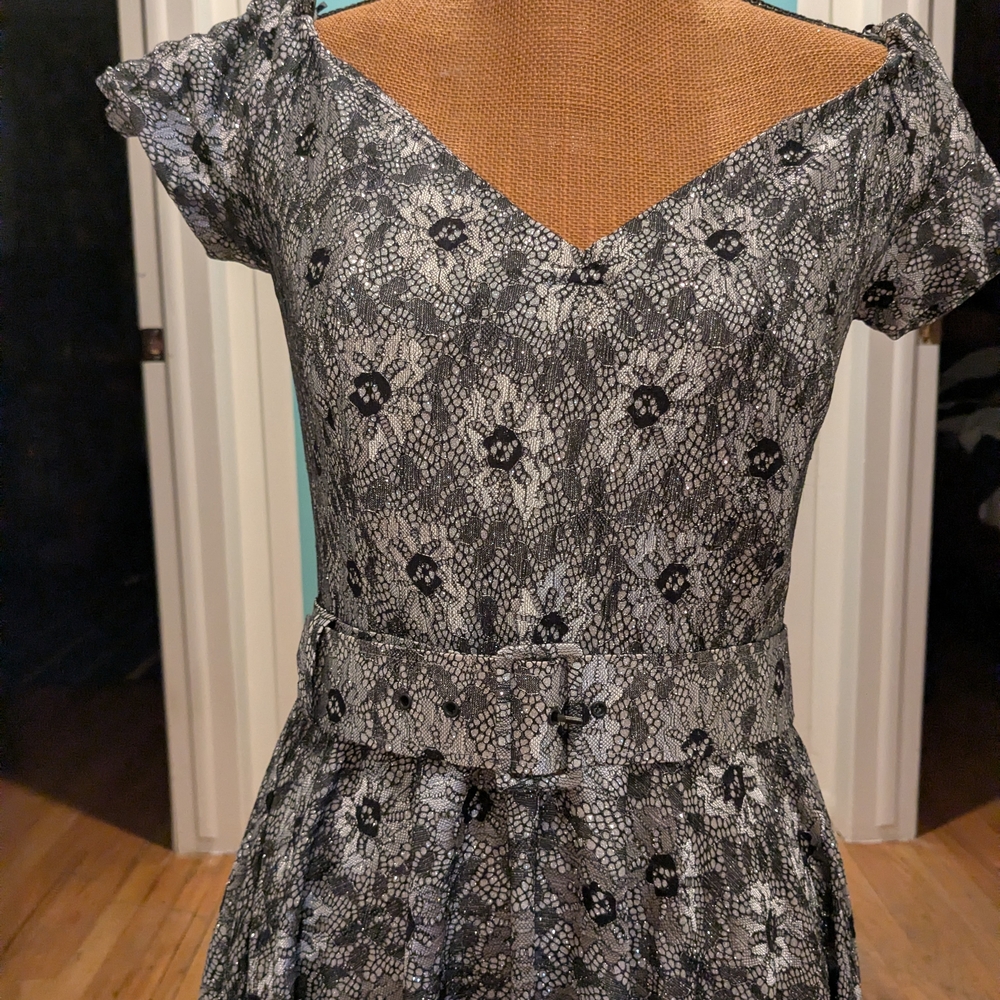 British Retro Black And Silver Lace Stretch Circle Skirt Cocktail Evening Dress - Picture 2 of 7